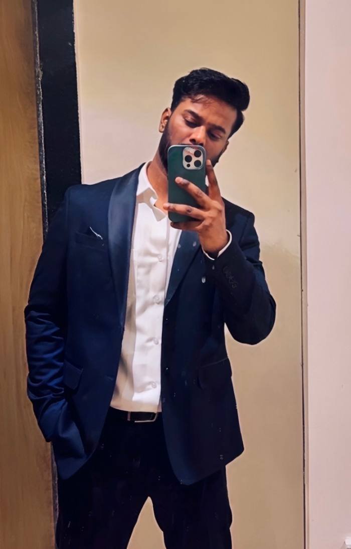 Portrait of Manish Kumar Singh